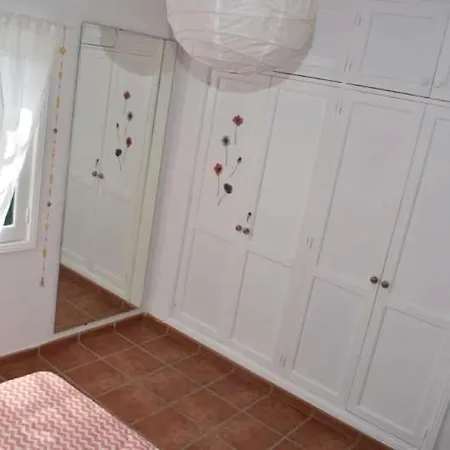 Playa Honda Sleeps 4 Wifi Appartamento Playa Honda (Lanzarote)